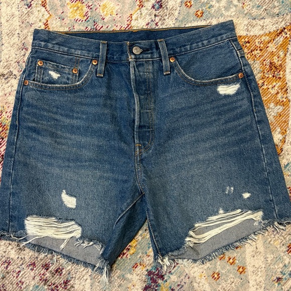 Levi's Blue Distressed Jean Shorts size 30 NWOT - Picture 1 of 3